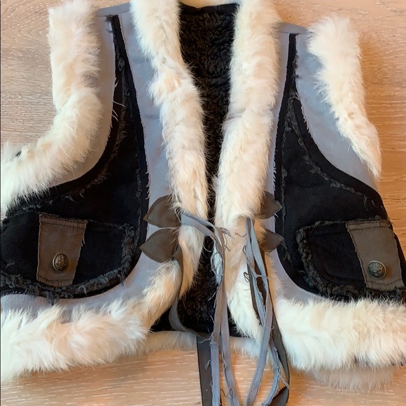 Rabbit trim vest - Picture 3 of 7